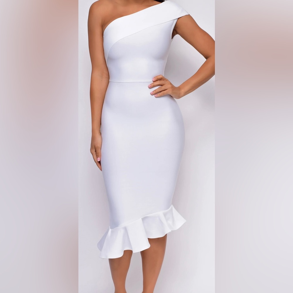 Emprada Bostyn White One Shoulder Fluted Bandage Dress